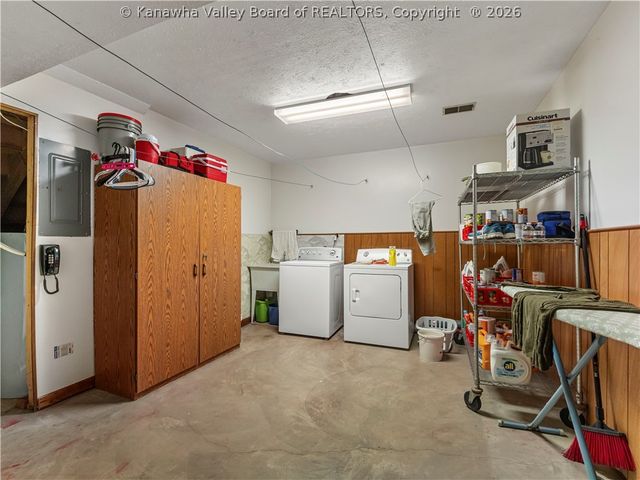 1875 Ellette Place, Charleston, WV 25311