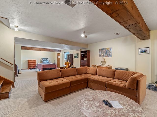 1875 Ellette Place, Charleston, WV 25311