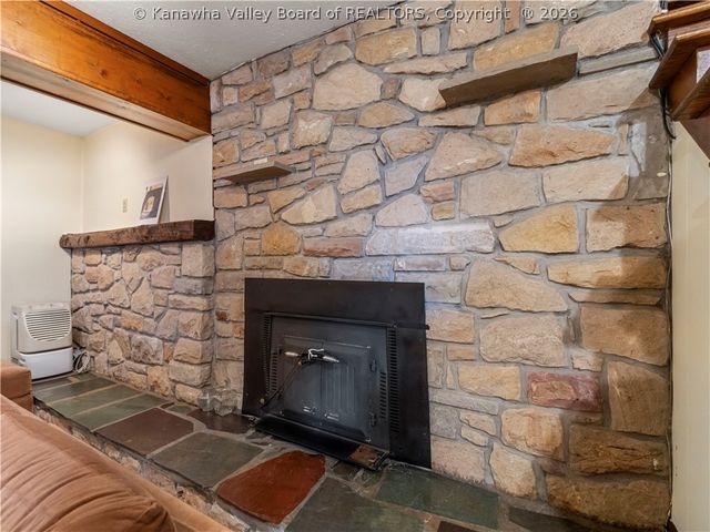 1875 Ellette Place, Charleston, WV 25311