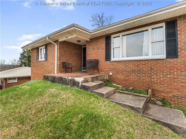 1875 Ellette Place, Charleston, WV 25311