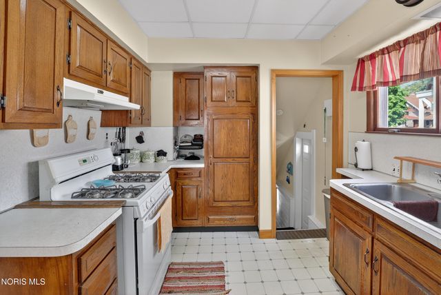 4314 N Haven Avenue, Toledo, OH 43612