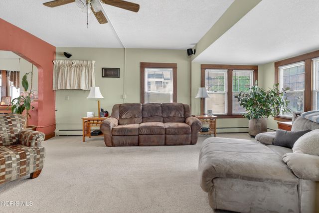4314 N Haven Avenue, Toledo, OH 43612