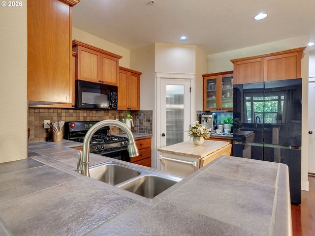 28745 Sw COSTA Cir E, Wilsonville, OR 97070