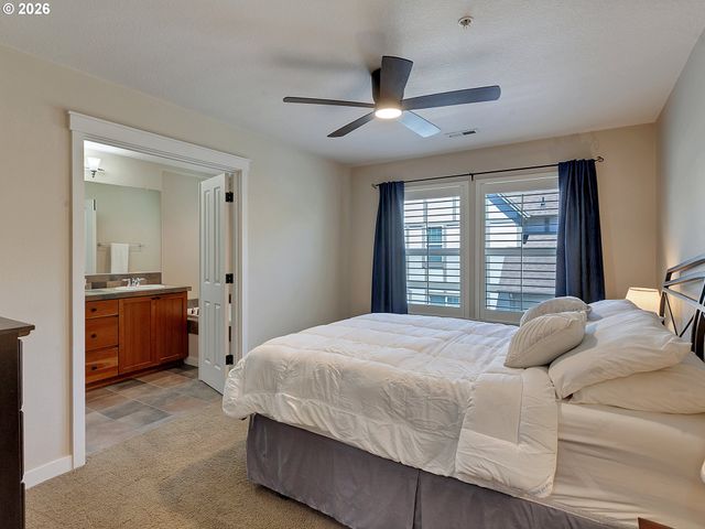 28745 Sw COSTA Cir E, Wilsonville, OR 97070