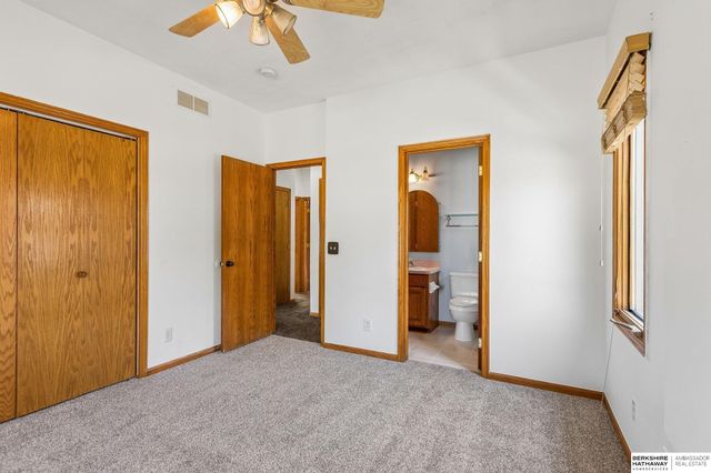 8112 166th Street, Omaha, NE 68133