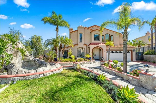 106 S Vista Grande, Anaheim Hills, CA 92807