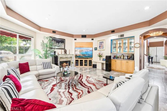 106 S Vista Grande, Anaheim Hills, CA 92807