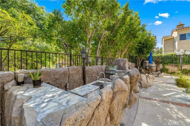 106 S Vista Grande, Anaheim Hills, CA 92807