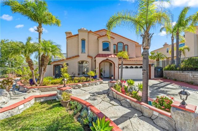 106 S Vista Grande, Anaheim Hills, CA 92807
