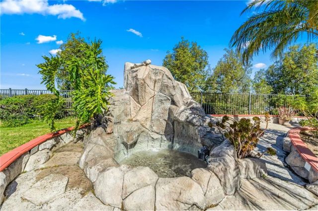 106 S Vista Grande, Anaheim Hills, CA 92807