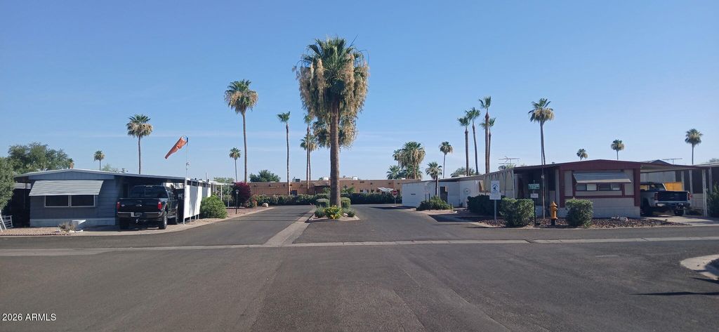 Image 34 of property listing at 200 E KNOX Road 91, Chandler, AZ 85225