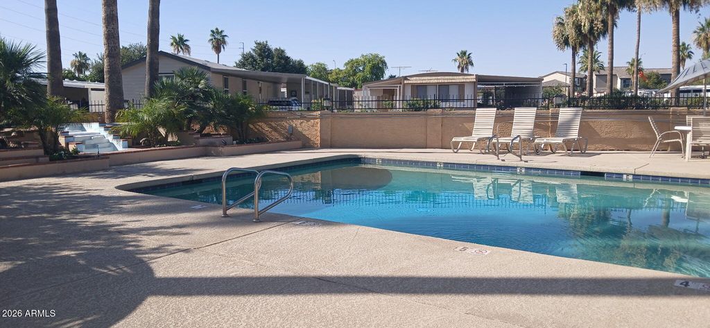 Image 38 of property listing at 200 E KNOX Road 91, Chandler, AZ 85225