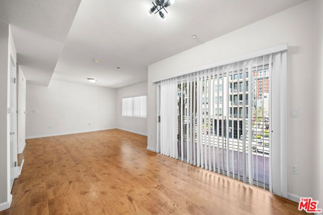 2864 Sunset Place 201, Los Angeles, CA 90005