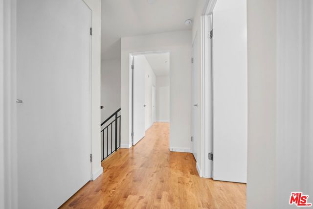 2864 Sunset Place 201, Los Angeles, CA 90005