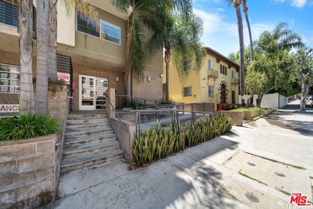 2864 Sunset Place 201, Los Angeles, CA 90005