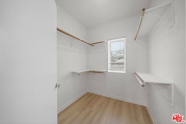 2864 Sunset Place 201, Los Angeles, CA 90005