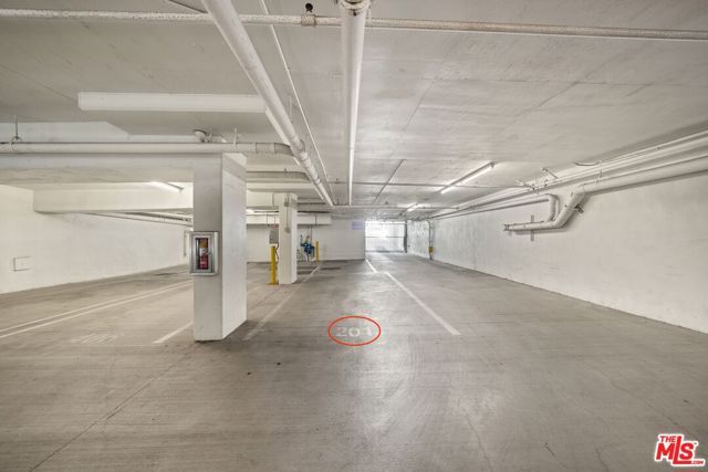 2864 Sunset Place 201, Los Angeles, CA 90005
