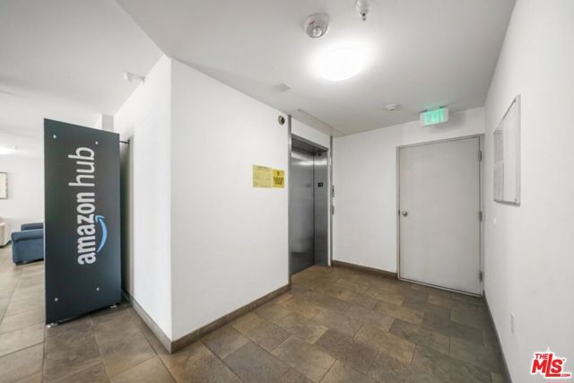 2864 Sunset Place 201, Los Angeles, CA 90005
