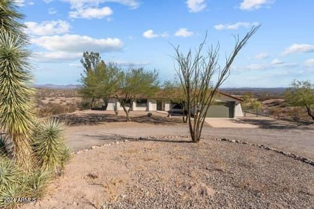 685 N HORSESHOE Trail, Wickenburg, AZ 85390