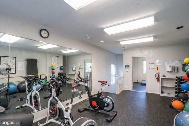 3319 VALLEY DR, Alexandria, VA 22302