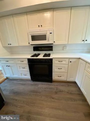3319 VALLEY DR, Alexandria, VA 22302