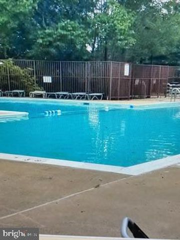 3319 VALLEY DR, Alexandria, VA 22302