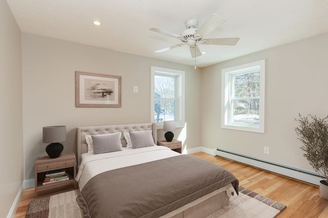 40 Pillsbury Road, Sandown, NH 03873