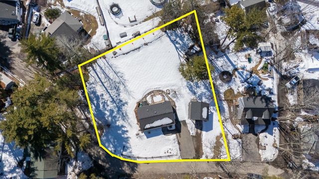 40 Pillsbury Road, Sandown, NH 03873