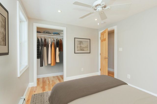 40 Pillsbury Road, Sandown, NH 03873