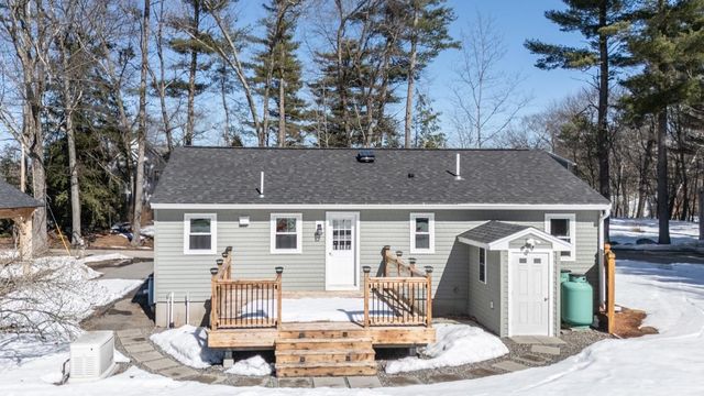 40 Pillsbury Road, Sandown, NH 03873