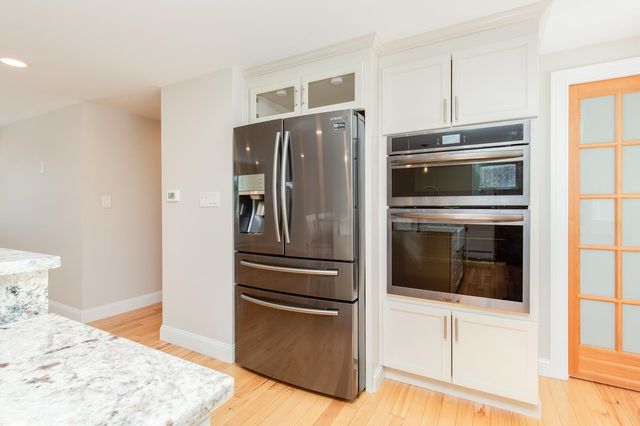 40 Pillsbury Road, Sandown, NH 03873