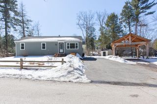 40 Pillsbury Road, Sandown, NH 03873