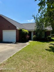 2613 Richard Drive B, Greenville, NC 27834