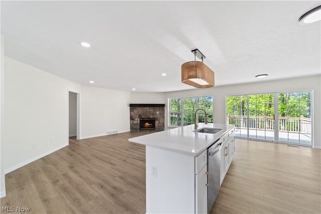 3689 Turnberry Drive, Medina, OH 44256