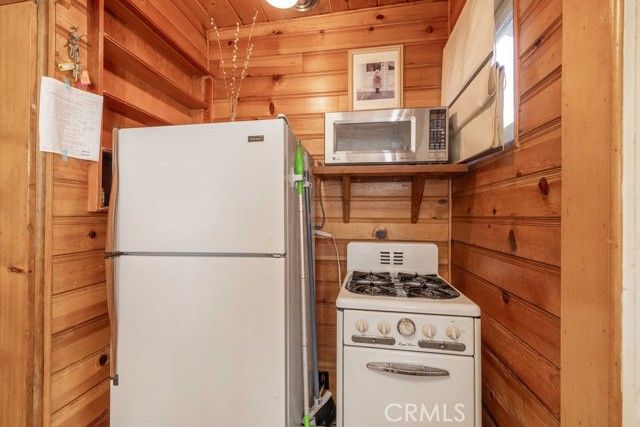 40193 Dream Street, Big Bear Lake, CA 92315