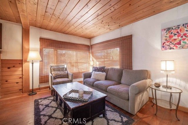 40193 Dream Street, Big Bear Lake, CA 92315