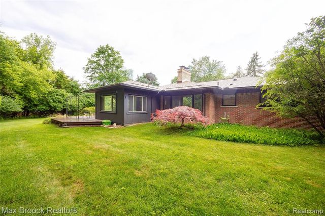 29030 Millbrook Road, Farmington Hills, MI 48334