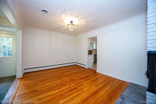 29030 Millbrook Road, Farmington Hills, MI 48334