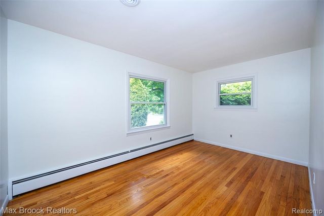 29030 Millbrook Road, Farmington Hills, MI 48334