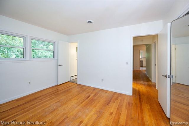 29030 Millbrook Road, Farmington Hills, MI 48334