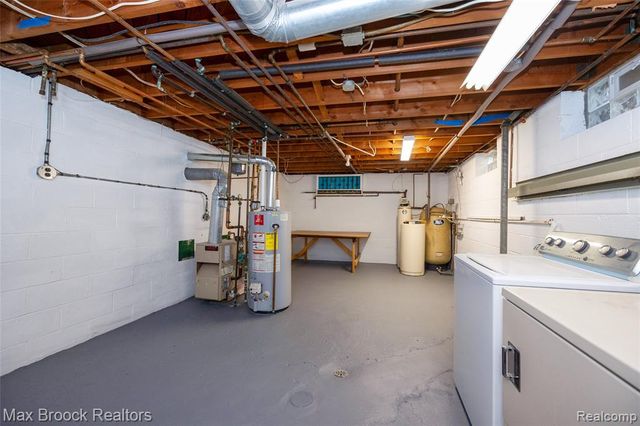 29030 Millbrook Road, Farmington Hills, MI 48334