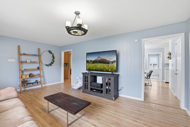 523 W Mill Street, Paynesville, MN 56362