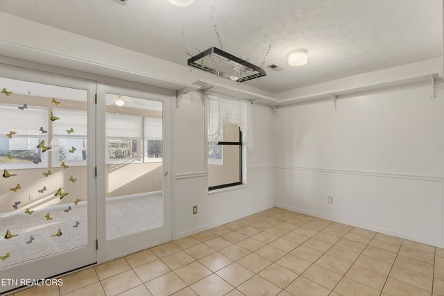 6600 Springer Drive, Knoxville, TN 37918