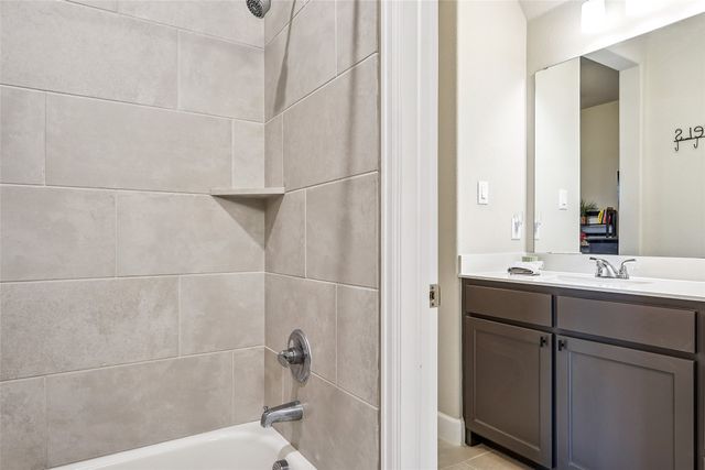 2618 Seth Drive, Midlothian, TX 76065