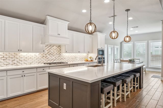 2618 Seth Drive, Midlothian, TX 76065
