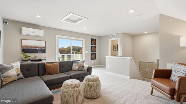 17387 WALNUT GROVE WAY, Dumfries, VA 22026