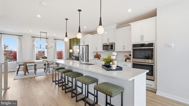 17387 WALNUT GROVE WAY, Dumfries, VA 22026