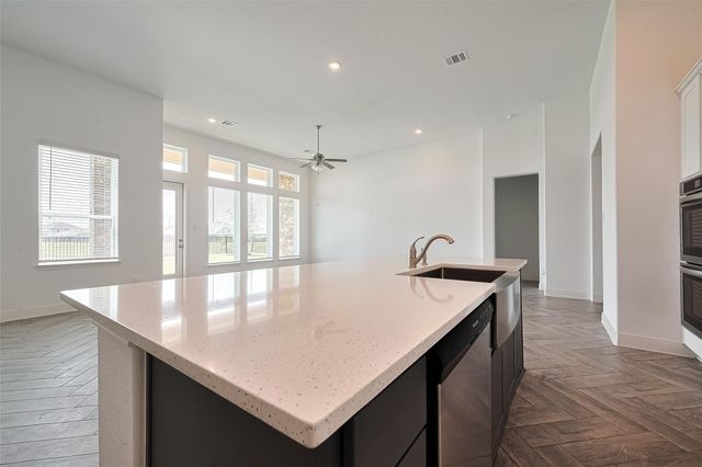 3019 Golden Isle Drive, Texas City, TX 77568