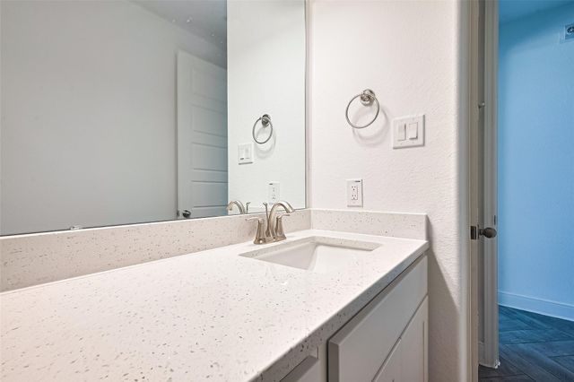 3019 Golden Isle Drive, Texas City, TX 77568