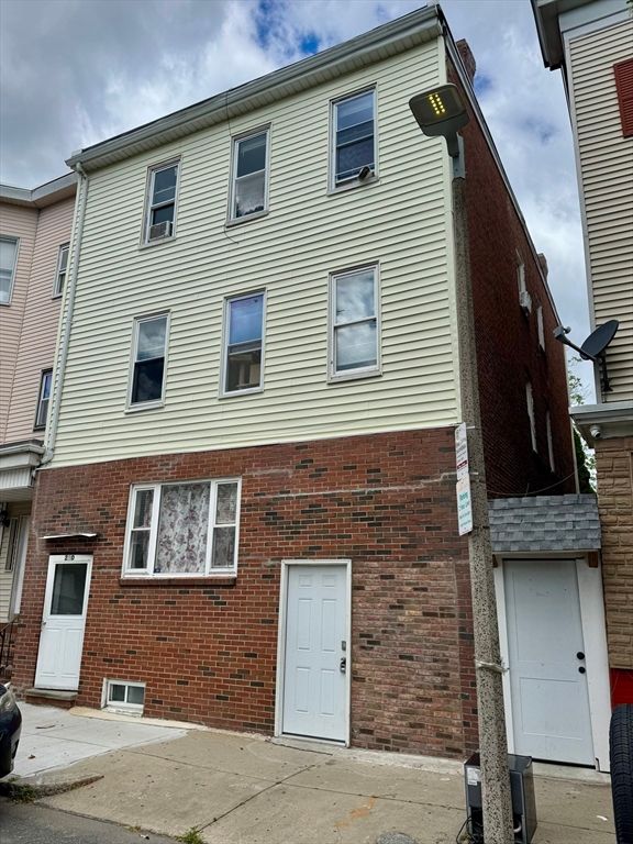 230 Havre Street 1, Boston, MA 02128